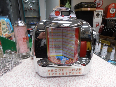 Immitation Seeburg Wall Box Style Jukebox